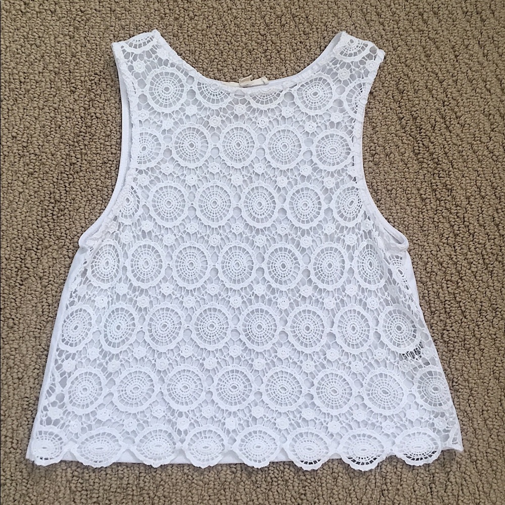 White crop top with lace detailing